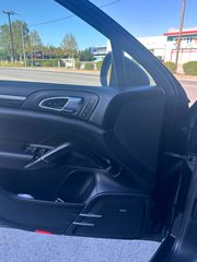 Porsche Cayenne 2015 S V8-thumb-18