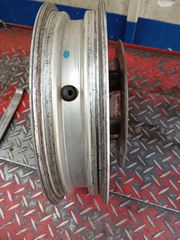 ΖΑΝΤΑ ΕΜΠΡΟΣ ΓΙΑ GTS250-200-thumb-2
