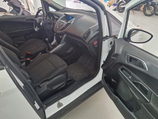 Ford B-Max 2017-thumb-9