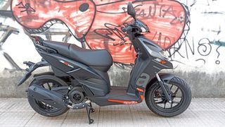 Aprilia 2024 SR 125 E5