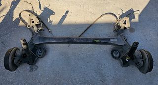 FIAT PANDA 2013-2024 ΑΞΩΝΑΣ ΠΙΣΩ ΚΟΜΠΛΕ ΜΕ ΤΑΜΠΟΥΡΑ ΚΑΙ ΑΜΟΡΤΙΣΕΡ(2)