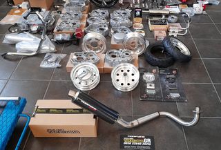 exatmisi me lemo tipou OVER RACING gia c50 glx50/90 astrea supra dax chaly dy z50j monkey Z50R Gorilla lifan bobo skyteam Jintong JC50 MODIFYING GARAGE "since1993" TAKEGAWAGR - 4miniracingparts,gr