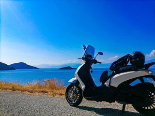 Piaggio Beverly 300i 2020-thumb-16