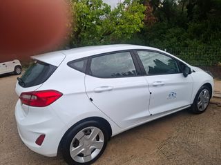 Ford Fiesta 2019-thumb-1