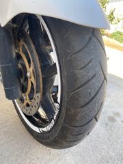 Gilera GP 800 2010 GP 800-thumb-5