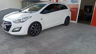 Hyundai i 30 2013 προσφορα μεχρι τελος του μηναSTATION WAGON 1.6 CRDI STYLE-thumb-5
