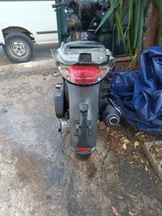 Aprilia Scarabeo 200 2015