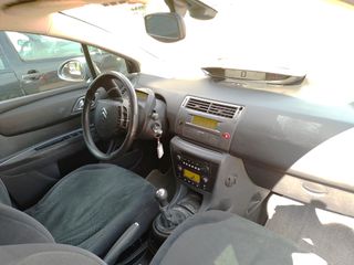 Citroen C4 2006 C4-thumb-6