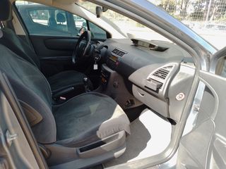 Citroen C4 2006 C4-thumb-7