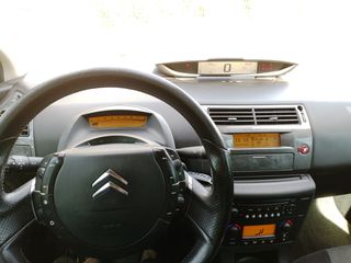 Citroen C4 2006 C4-thumb-14
