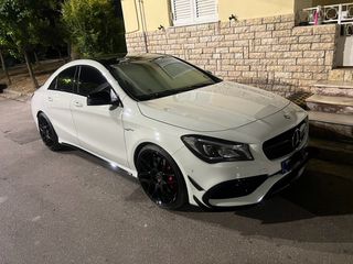 Mercedes-Benz CLA 45 AMG 2017 PERFORMANCE