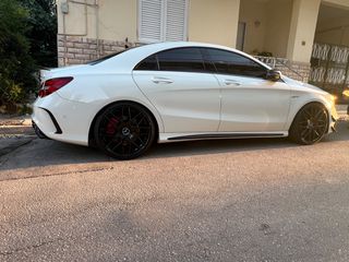 Mercedes-Benz CLA 45 AMG 2017 PERFORMANCE