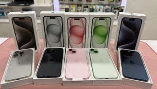 iPhone 15/15 Pro 128GB Άριστα-thumb-1