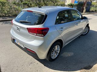 Kia Rio 2017 1.200 FULL EXTRA-thumb-7