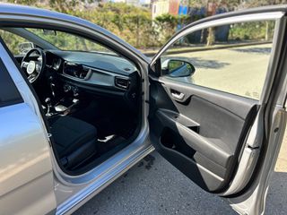 Kia Rio 2017 1.200 FULL EXTRA-thumb-18