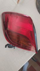 Toyota Yaris  πισω φανάρι οδηγού  με λάπα-ΟΧΙ Led!