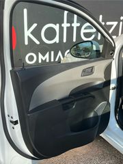 Chevrolet Aveo 2011-thumb-5
