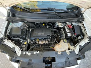 Chevrolet Aveo 2011-thumb-14