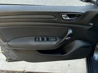 Renault Megane 2018 NAVI-thumb-10