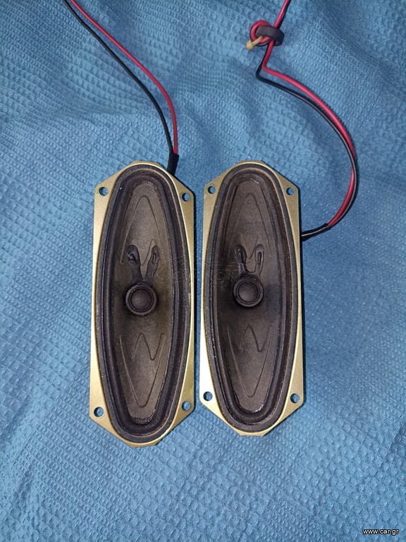 2 μικρά Ηχεία 8ωμ και 15w
