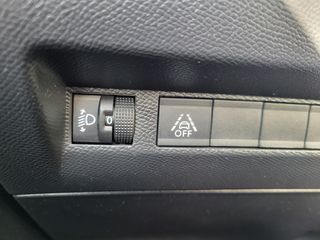 Peugeot 208 2020 1.2 PURETECH 75 ACTIVE-thumb-31