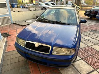 Skoda Octavia 2010 Tour 4