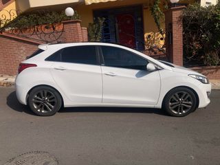 Hyundai i 30 2016 PASSION 1.6 AUTO PANORAMA (110 Hp) DSG-thumb-2