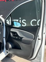 Toyota Yaris 2016-thumb-6
