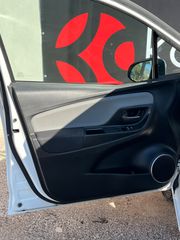 Toyota Yaris 2016-thumb-7