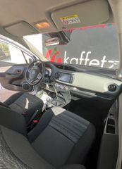 Toyota Yaris 2016-thumb-10
