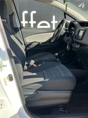 Toyota Yaris 2016-thumb-11