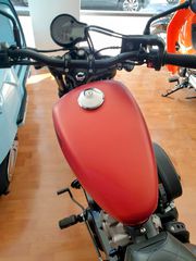 Hyosung 2026 Bobber GV300S-thumb-4