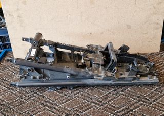 YAMAHA FZ1 2006 2012 ΥΠΟΠΛΑΙΣΙΟ ΜΕ ΠΛΑΣΤΙΚΟ ΜΠΑΤΑΡΙΑΣ ΑΝΑΡΘΟΤΗ-thumb-1