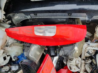 MITSUBISHI COLT 5ΘΥΡΟ ΦΑΝΑΡΙ