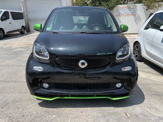 Smart ForTwo 2018 EQ greenflash cabrio Brabus Style