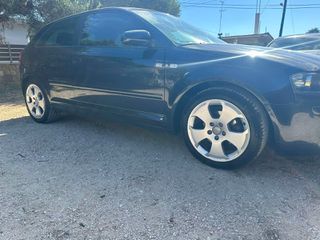Audi A3 2005 1.6 FSI-thumb-1