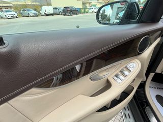 Mercedes-Benz GLC 250 2019-thumb-11