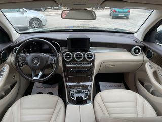 Mercedes-Benz GLC 250 2019-thumb-16
