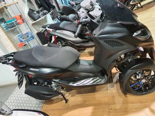 Piaggio MP3 300 LT 2025 MP3 310 LT sport