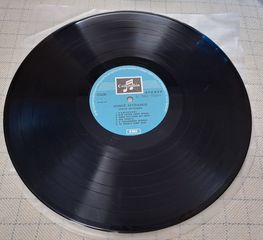 Μάνος Χατζιδάκις – Πρώτη Εκτέλεση  LP-thumb-2