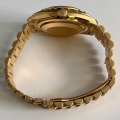 Rolex Day-Date 36mm Replica Carnelian Dial-thumb-3