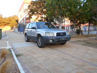 Subaru Forester 2004-thumb-4