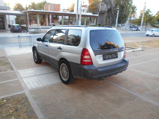 Subaru Forester 2004-thumb-9
