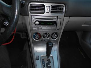 Subaru Forester 2004-thumb-21