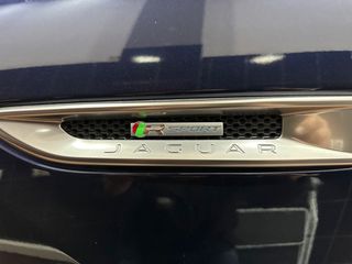 Jaguar F-Pace 2017 R-SPORT LED PACK-thumb-12