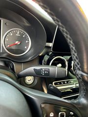 Mercedes-Benz C 180 2020-thumb-12