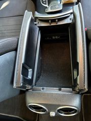 Mercedes-Benz C 180 2020-thumb-26