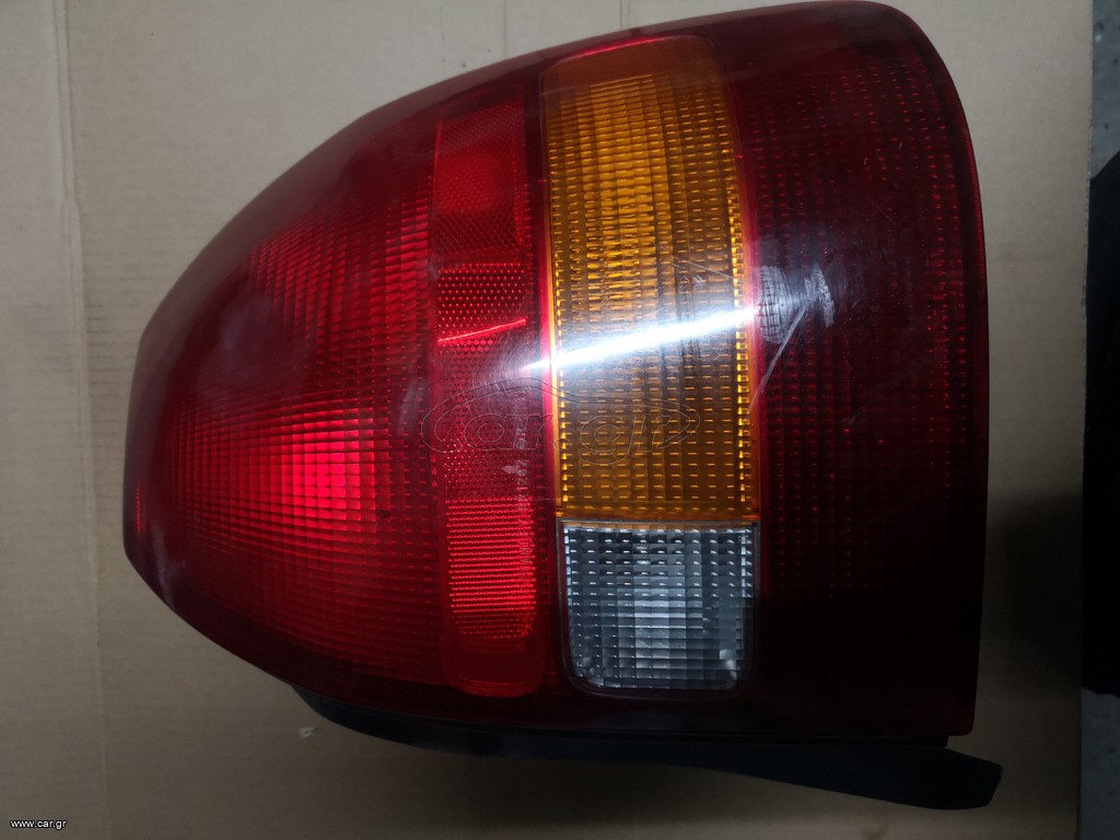 ΦΑΝΑΡΙ ΠΙΣΩ HONDA CIVIC 94-99 3D SATNLEY RR1262-R1141
