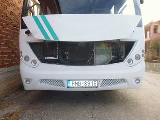 Mercedes-Benz 2011 1224-thumb-13