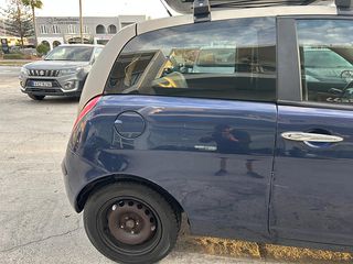 Lancia Ypsilon 2006-thumb-10